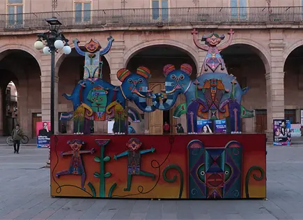 Exposici&oacute;n de Fernando Andriacci llega a Plaza de Armas