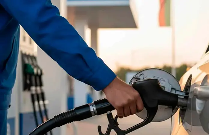 Acuerdan precio tope al diésel