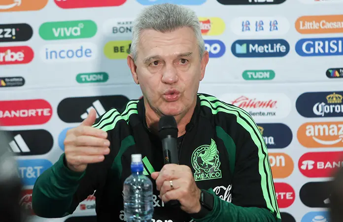Complicado tener un 11 titular: Javier Aguirre