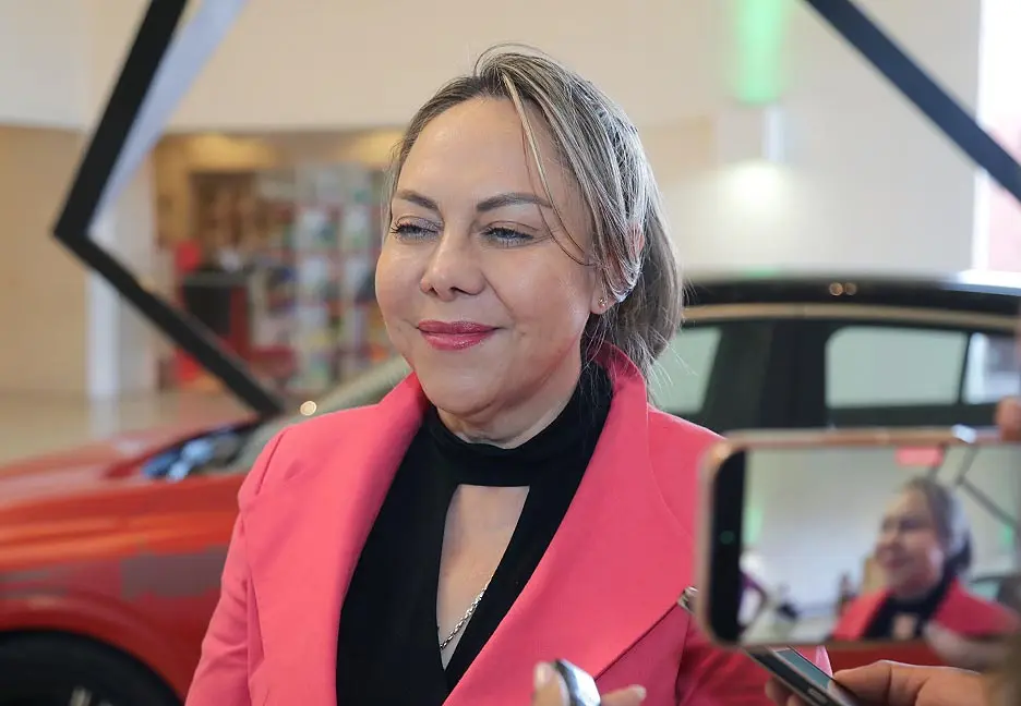 Igual salario por el mismo trabajo, pendiente en SLP: Sara Rocha