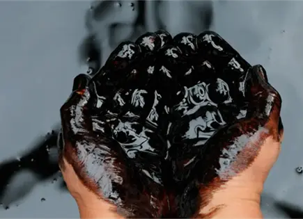 &iquest;Qu&eacute; efectos puede tener en la piel el contacto con petr&oacute;leo?