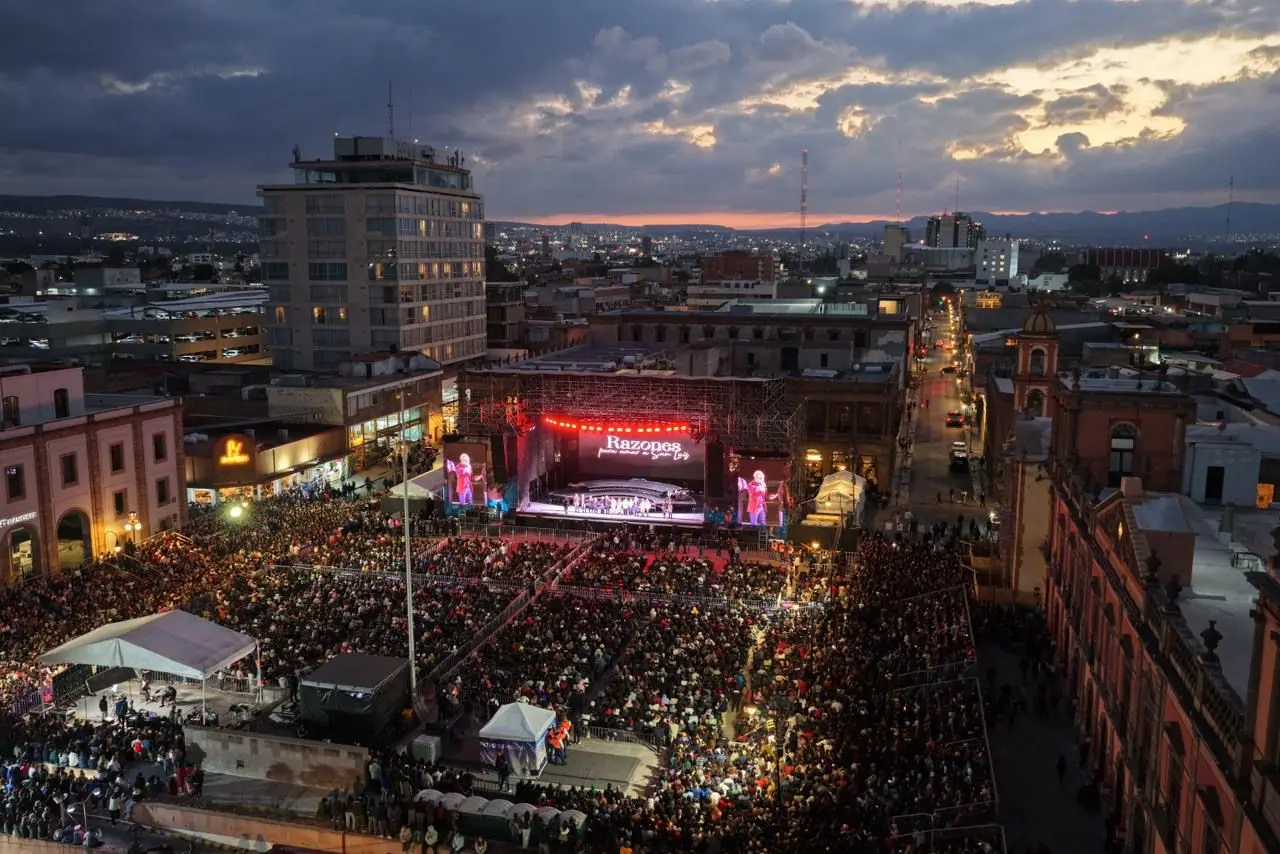 Arranca Festival en Primavera con Bosé y plaza llena