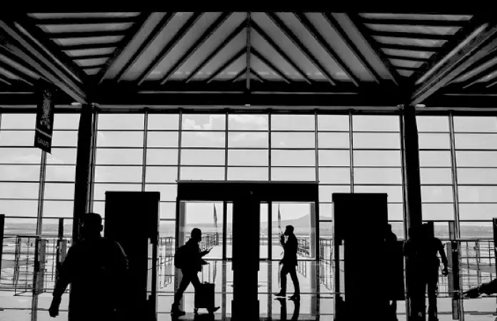 Boletos de avión encarecen 13.2%