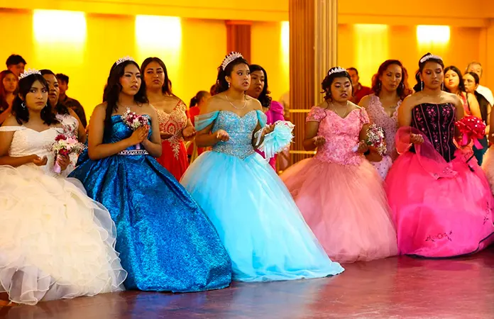 Cumple DIF sueño de quinceañeras