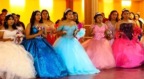 Cumple DIF sueño de quinceañeras