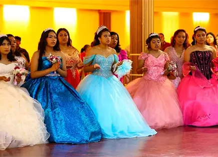 Cumple DIF sueño de quinceañeras Cumple DIF sueño de quinceañeras