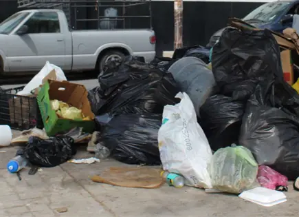 Refuerzan recolecci&oacute;n de basura en el centro por Semana Santa