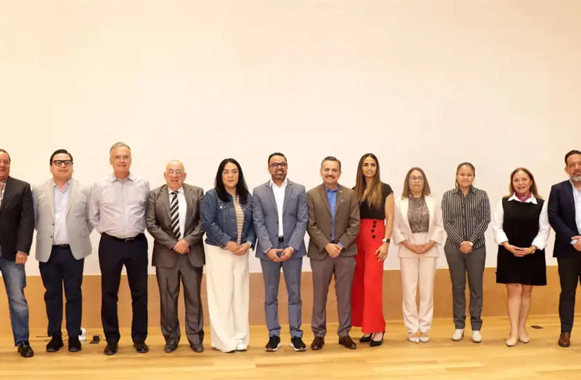 Canel&acute;s celebra su centenario