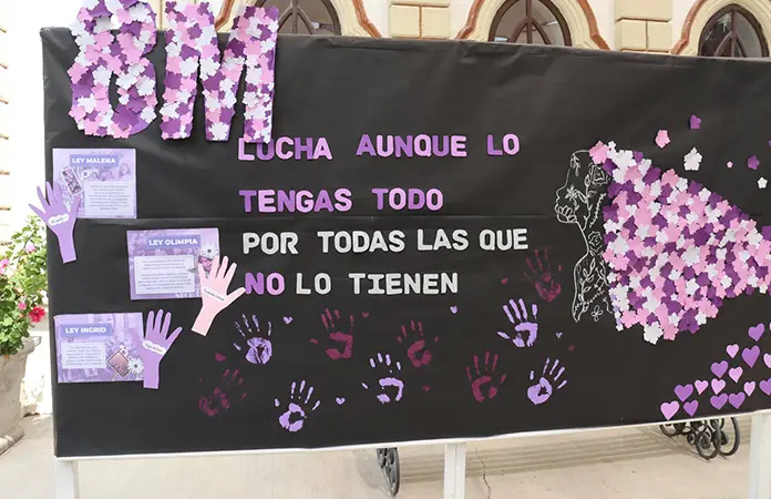 Con murales reconocen valor de la mujer