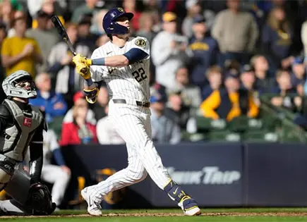 Feroz remontada de Cerveceros