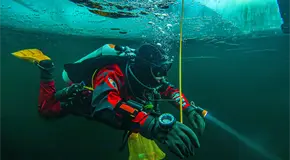 Finlandia capacita buzos científicos para el Ártico Finlandia capacita buzos científicos para el Ártico