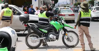 A la c&aacute;rcel, agentes sin CUP: Ju&aacute;rez