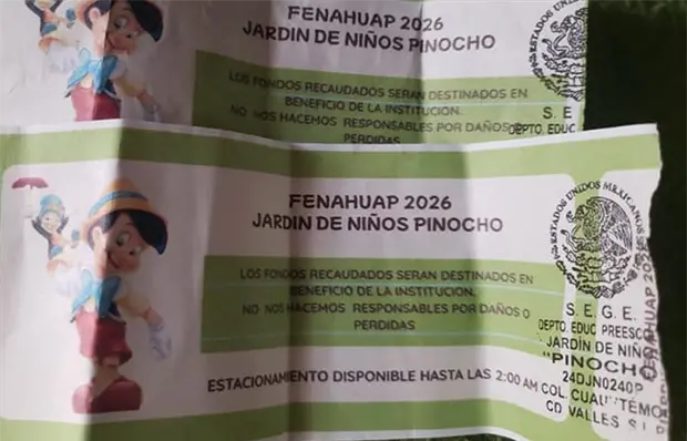 Cobra escuela 200 pesos por estacionamiento