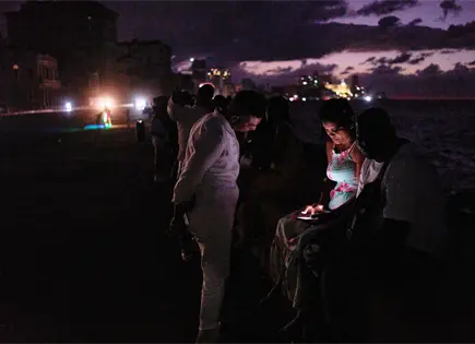 Estados Unidos autoriza llegada de buque ruso con petr&oacute;leo a Cuba