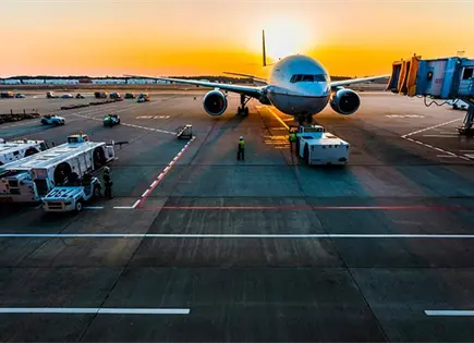 Industria a&eacute;rea, la m&aacute;s afectada  por la guerra