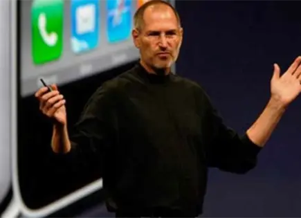 Medio siglo de Apple: del garaje de Jobs a la carrera de la IA Medio siglo de Apple: del garaje de Jobs a la carrera de la IA