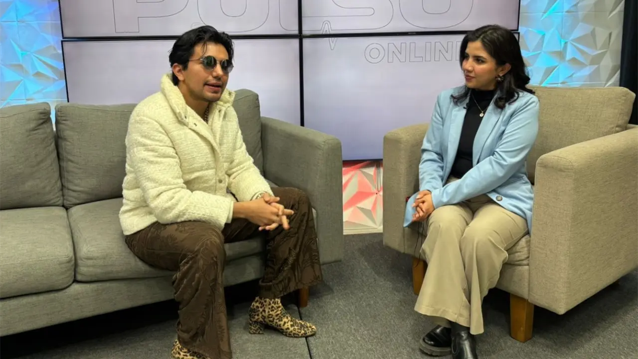 Sin dejar sus raíces, David Aranda va por salto internacional