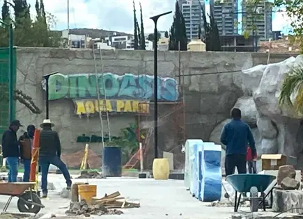Aparece un Dinoasis en Michoac&aacute;n, hasta con el mismo logo