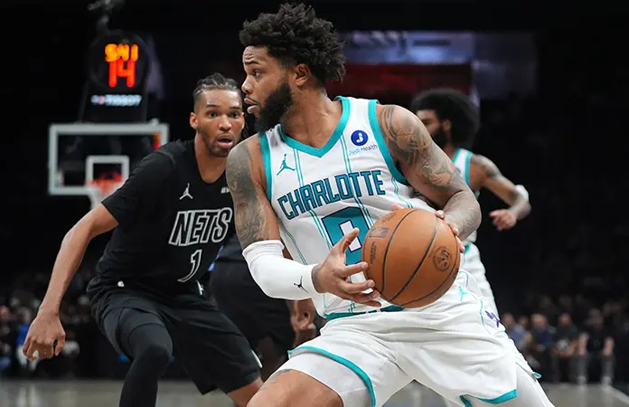 Cortan los Hornets su mala racha
