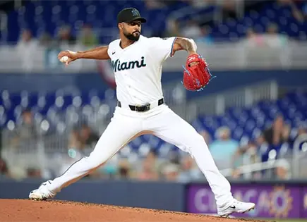 Brillante salida de Sandy Alcantara