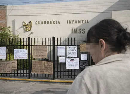 Educadora acusada en IMSS seguir&aacute; detenida; ampl&iacute;an plazo