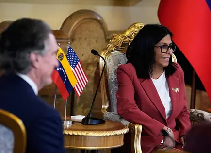 EU levanta sanciones a Delcy Rodr&iacute;guez