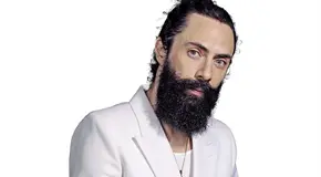 JAY DE LA CUEVA SE DESPIDE DE MOLOTOV