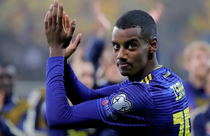 Vuelve Alexander Isak tras una grave lesión