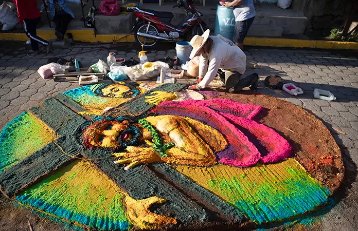 Alfombras pasionarias se toman Sutiaba