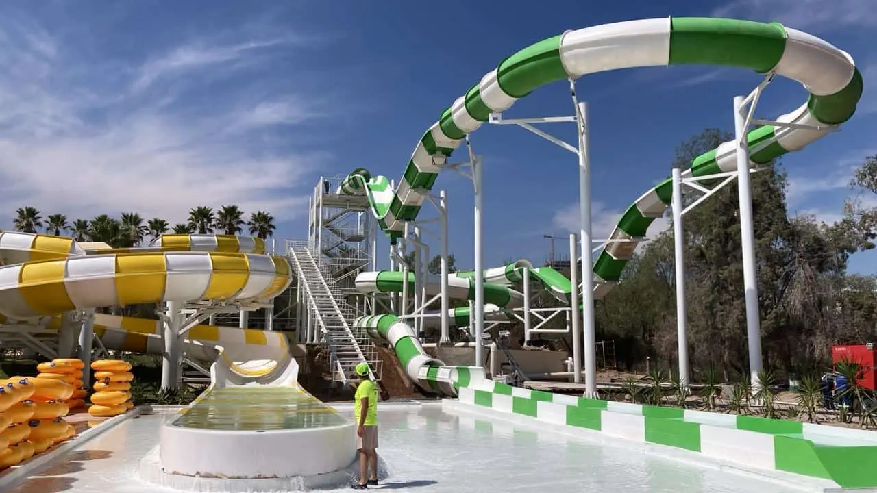 Dinoasis abre; refuerzan seguridad