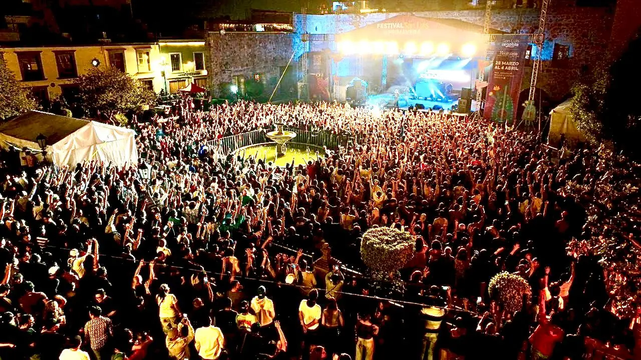 Procesi&oacute;n del Silencio recorre San Luis Capital con fervor y solemnidad