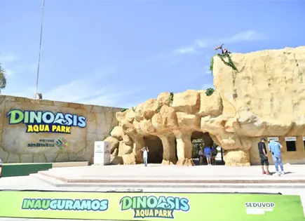 Reabre Dinoasis en Tangamanga I tras rehabilitaci&oacute;n