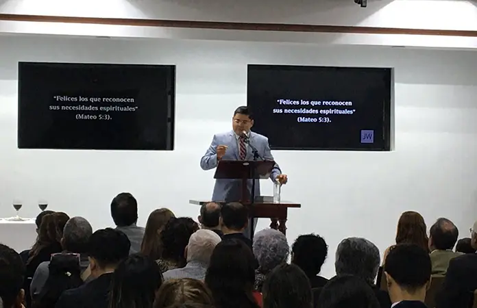 Testigos de Jehov&aacute; recuerdan la muerte de Jesucristo