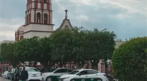 Turistas denuncian abusos de taxistas