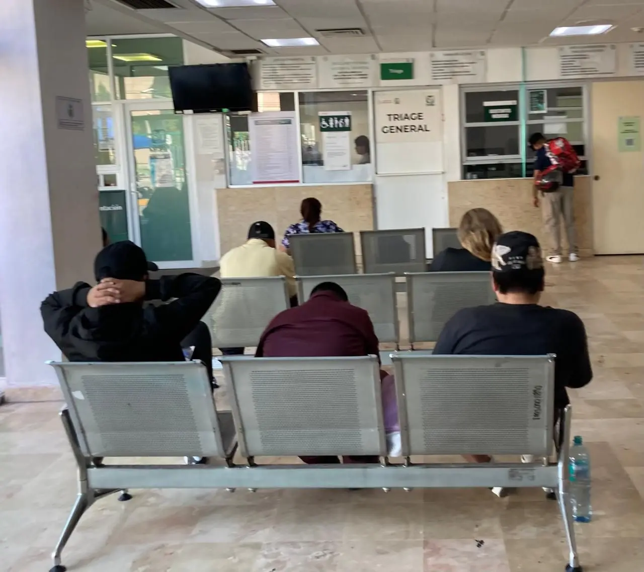 Vuelve nefrólogo al Hospital General