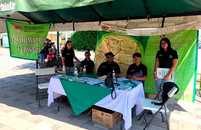 Instalan módulos de información turística