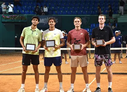 ¡TRIUNFAN ¡TRIUNFAN