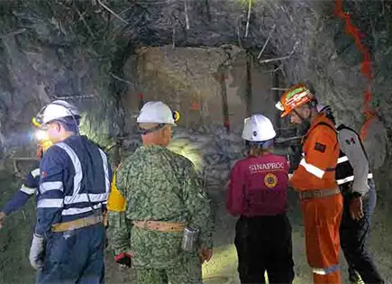 Activan bomba para rescate de mineros