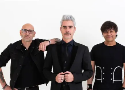 LA GUSANA CIEGA SE ADUE&Ntilde;A DE LAS CALLES