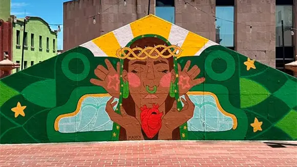 MATERNIDAD, FE E IDENTIDAD