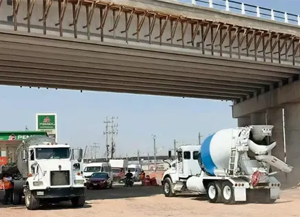 Por inseguridad y falta de respuesta, transportistas en paro indefinido en 20 estados