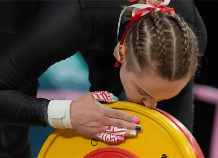 Qu&eacute; pueden hacer gimnasios y entrenadores para que m&aacute;s mujeres levanten pesas