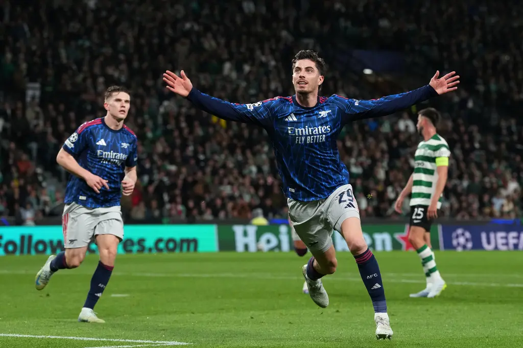 Arsenal vence al Sporting Lisboa y toma ventaja en Champions