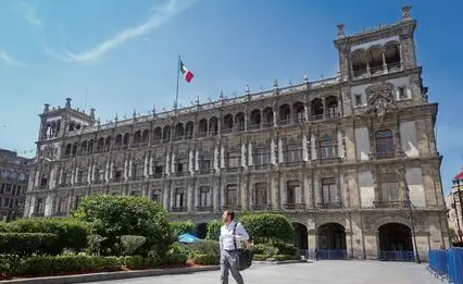 Banamex advierte riesgos en deuda por falta de ingresos públicos Banamex advierte riesgos en deuda por falta de ingresos públicos