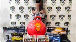 Cae mujer por robo de casi 5 mil pesos en Walmart Cae mujer por robo de casi 5 mil pesos en Walmart