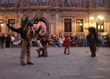 El ritual de los diablos llega al Centro Hist&oacute;rico de SLP