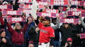 Fija récord de partidos jugados