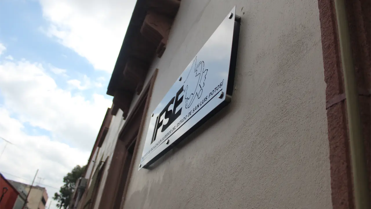 IFSE acumula citatorios contra extesorero de Santo Domingo