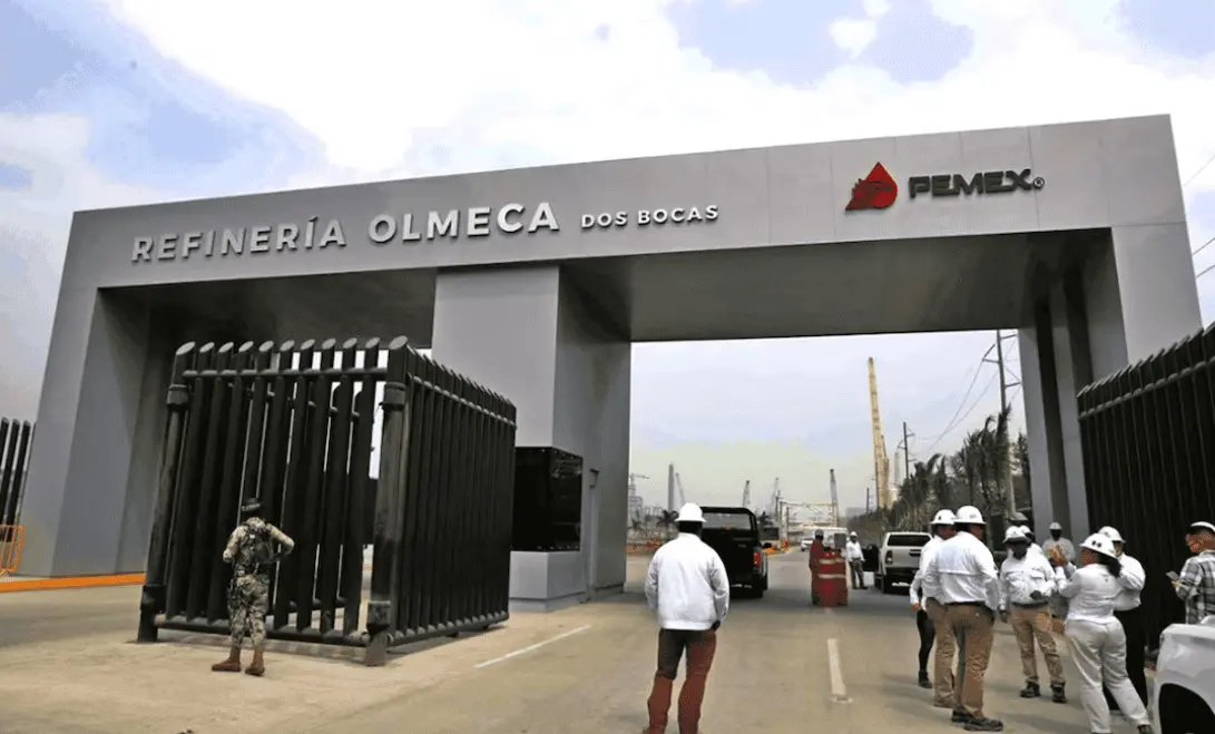 Pemex descarta fuga en Dos Bocas y aclara que opera con normalidad