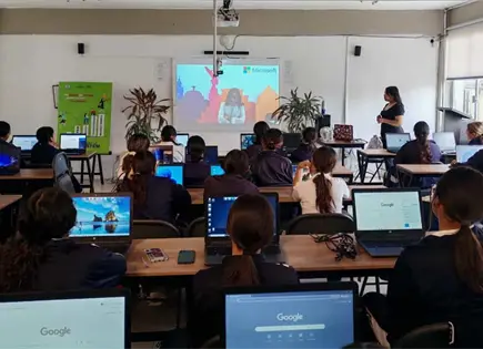 Abren convocatoria tecnol&oacute;gica para j&oacute;venes mujeres en SLP